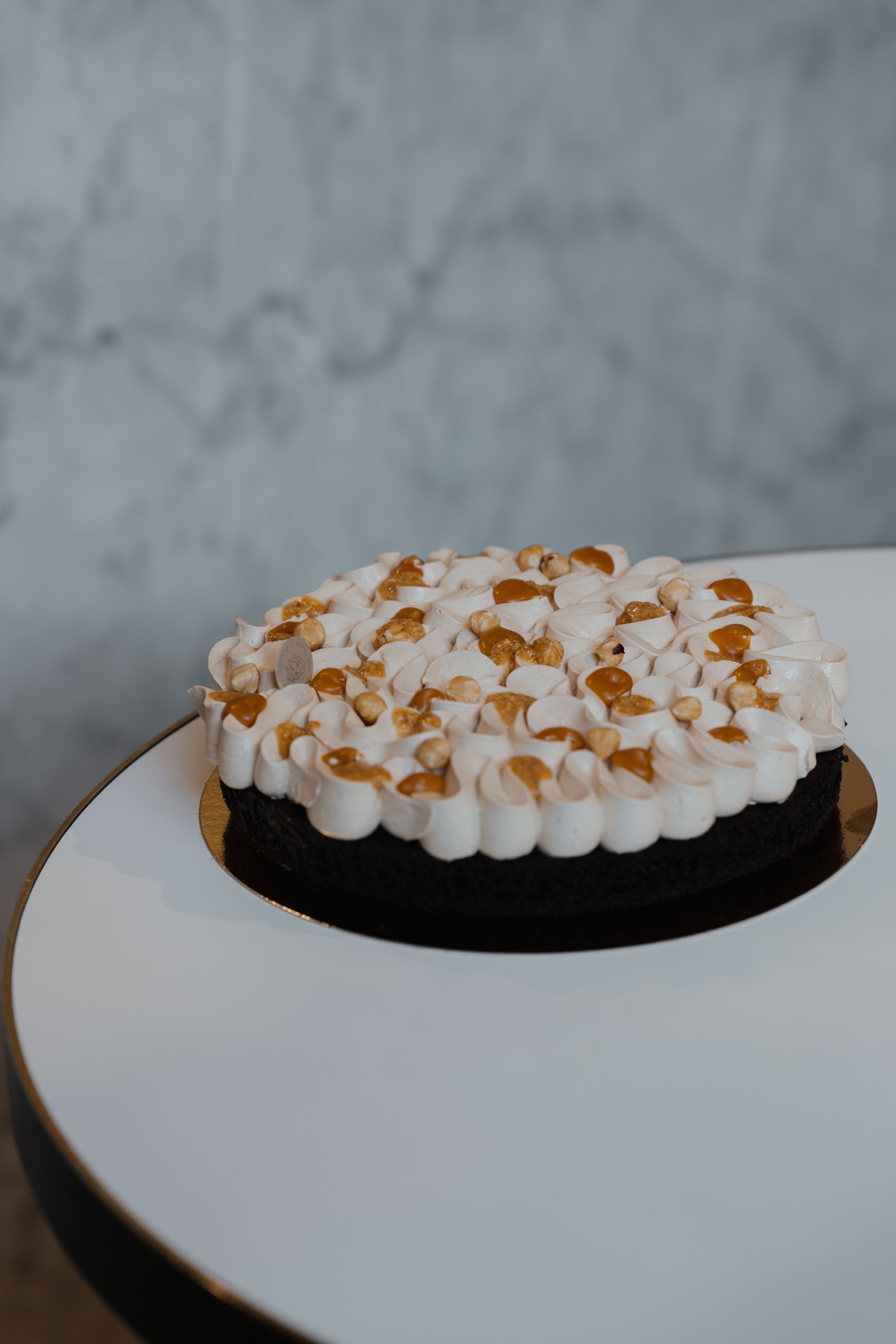 Ganze Torte "Creamy Hazelnut" (Vegan)