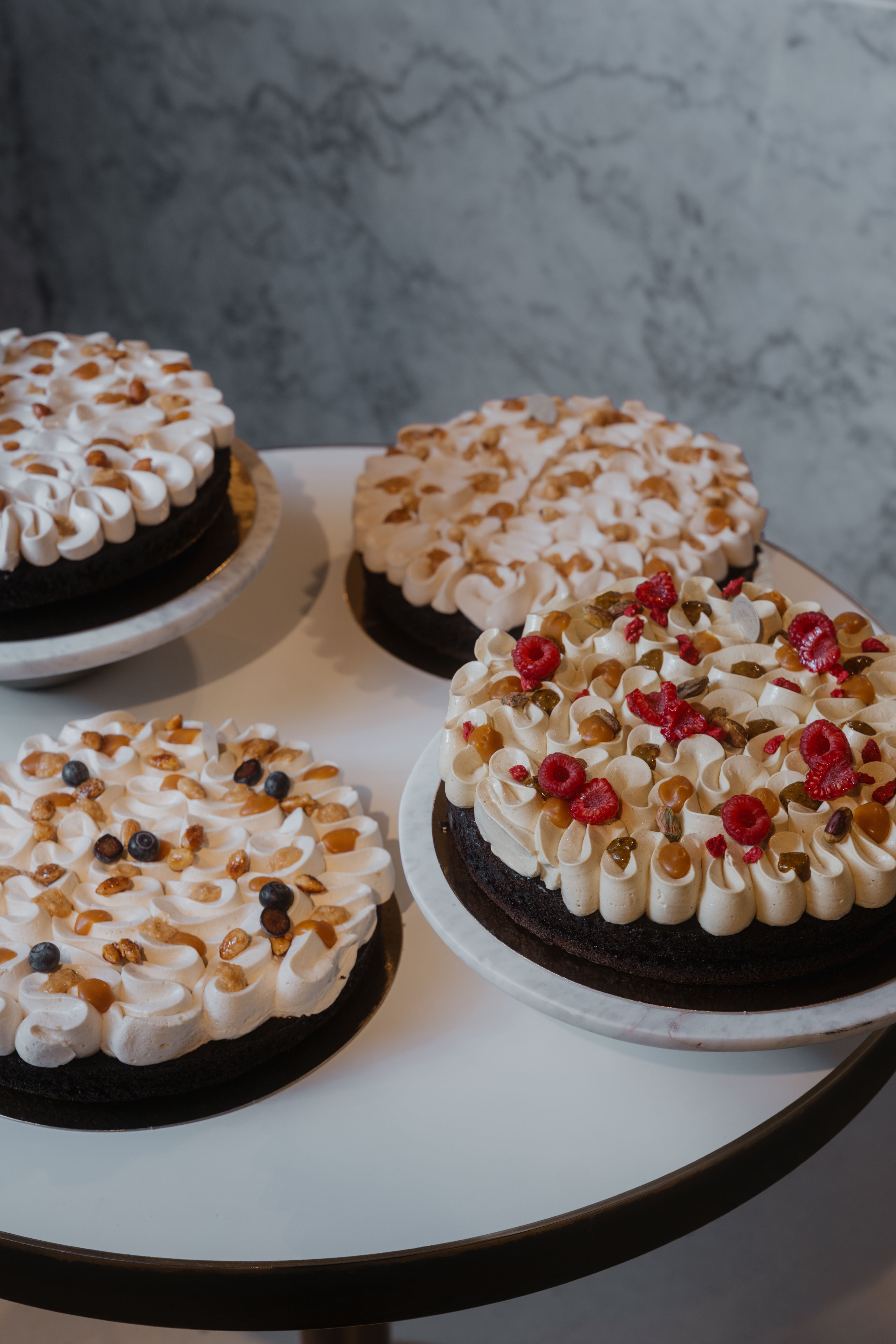 Ganze Torte "Creamy Hazelnut" (Vegan)