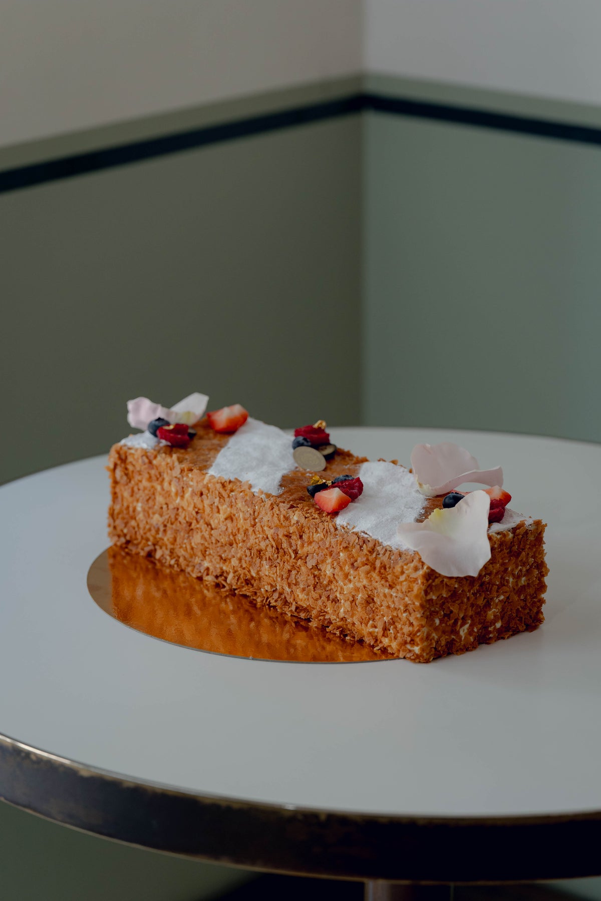 Ganze Torte Millefeuille Sommerversion