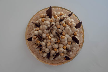 Ganze Torte Haselnuss Dacquoise
