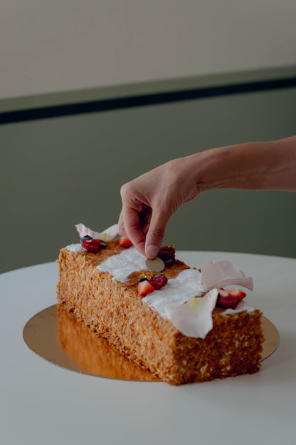 Ganze Torte Millefeuille Sommerversion