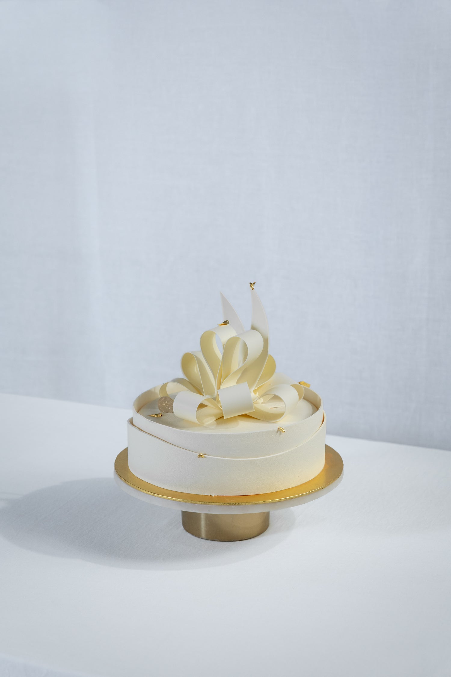 Hochzeitstorte mit Schleifendekoration