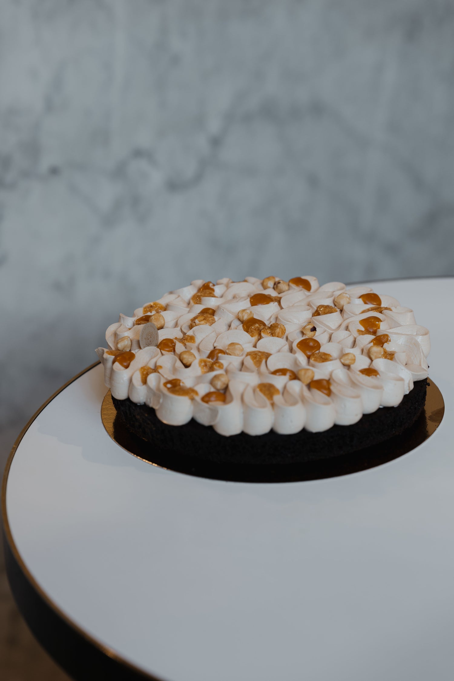 Ganze Torte "Creamy Hazelnut" (Vegan)