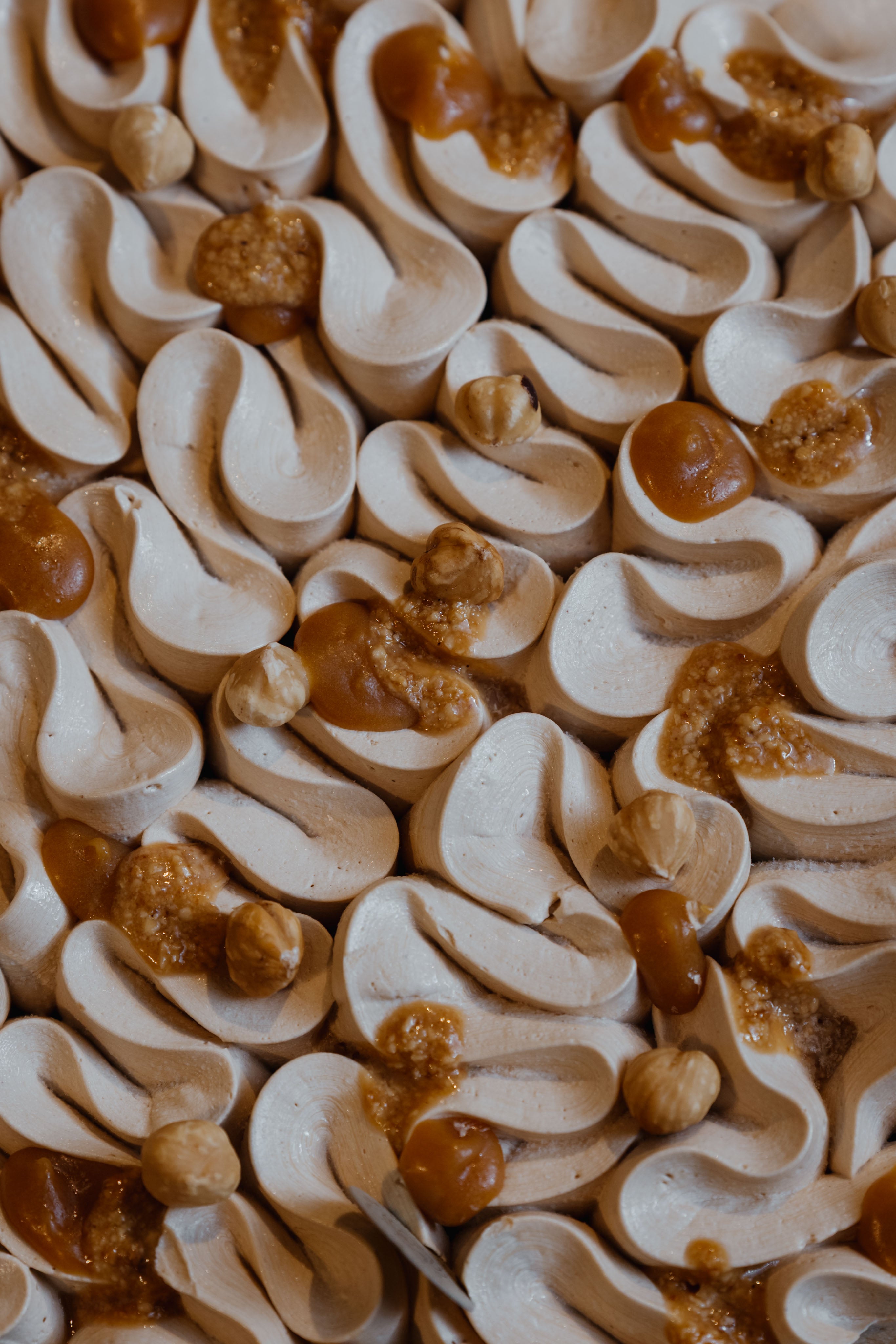 Ganze Torte "Creamy Hazelnut" (Vegan)