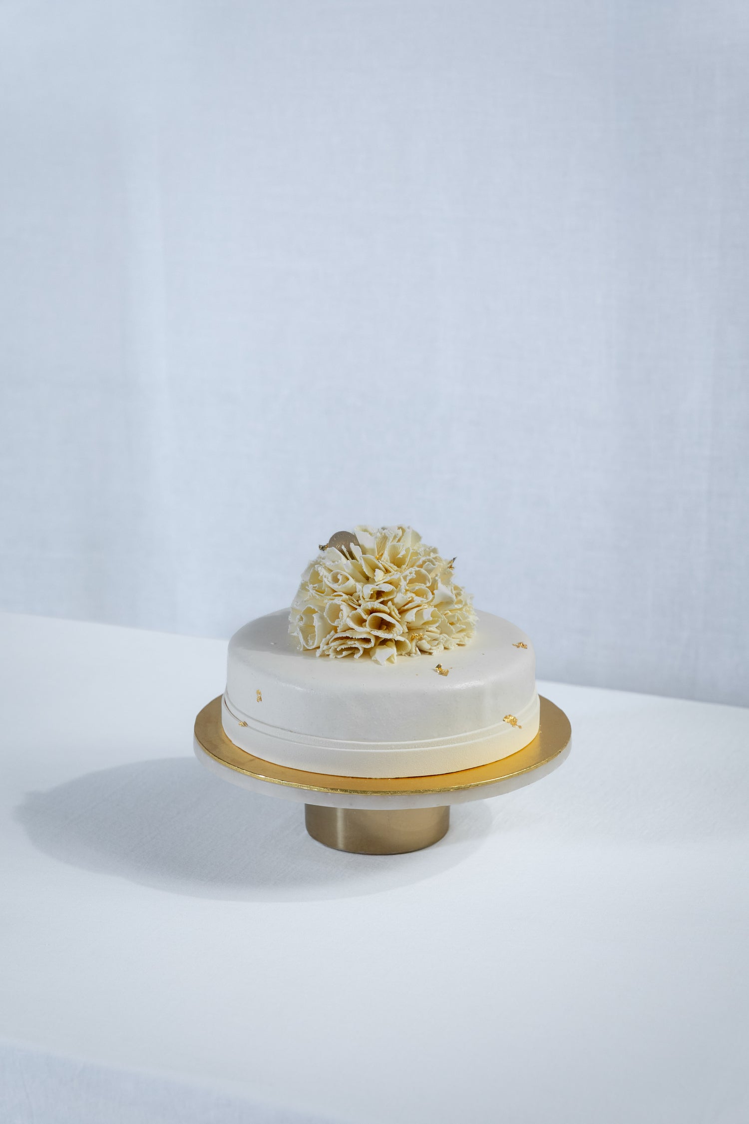 Hochzeitstorte mit Korallendekor