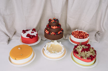 Hochzeitstorte "Ribisel-Himbeer-Schaumtorte"