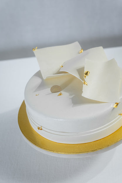 Hochzeitstorte mit zartem Schokolade Dekor