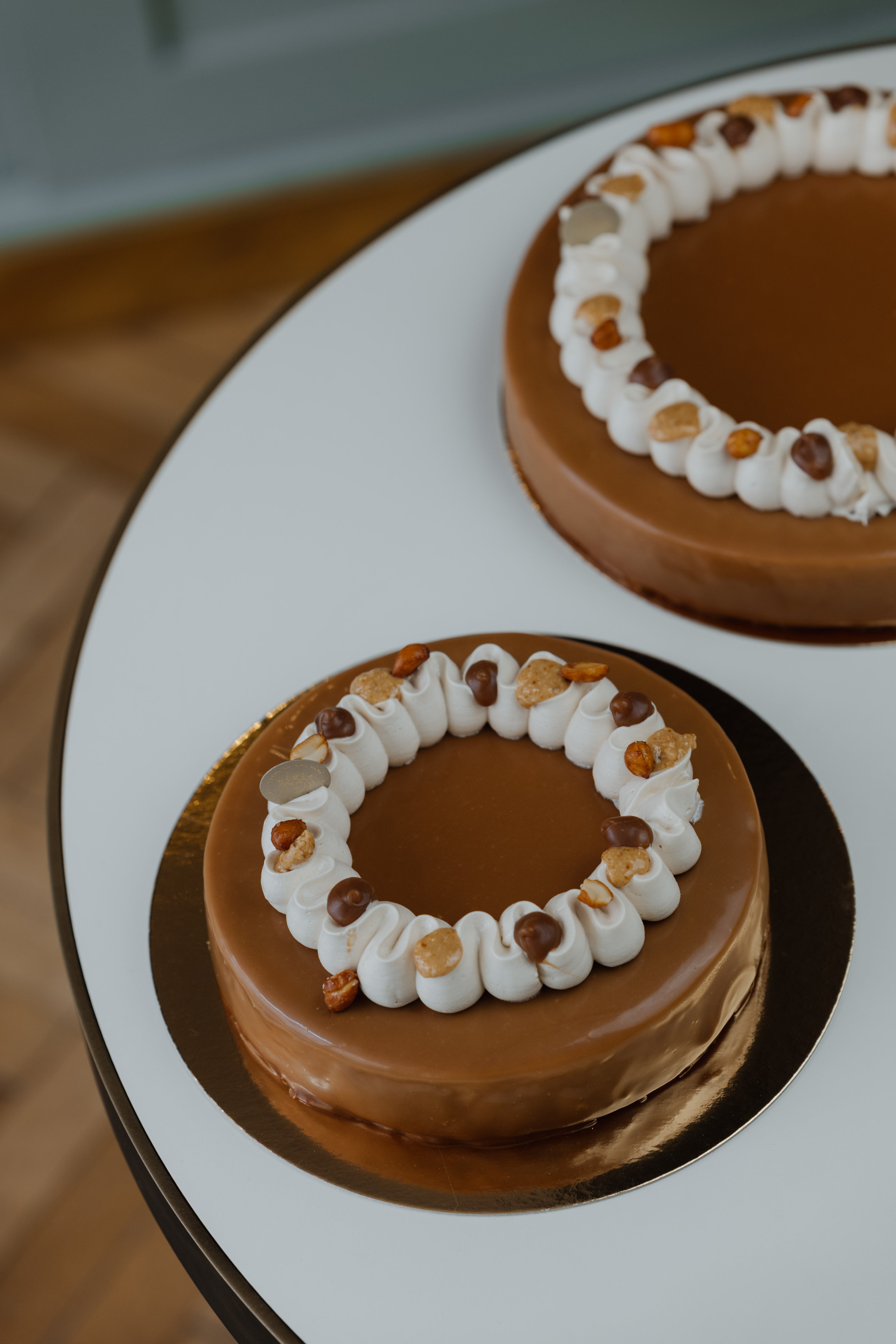 Ganze Torte "Salty Peanut"