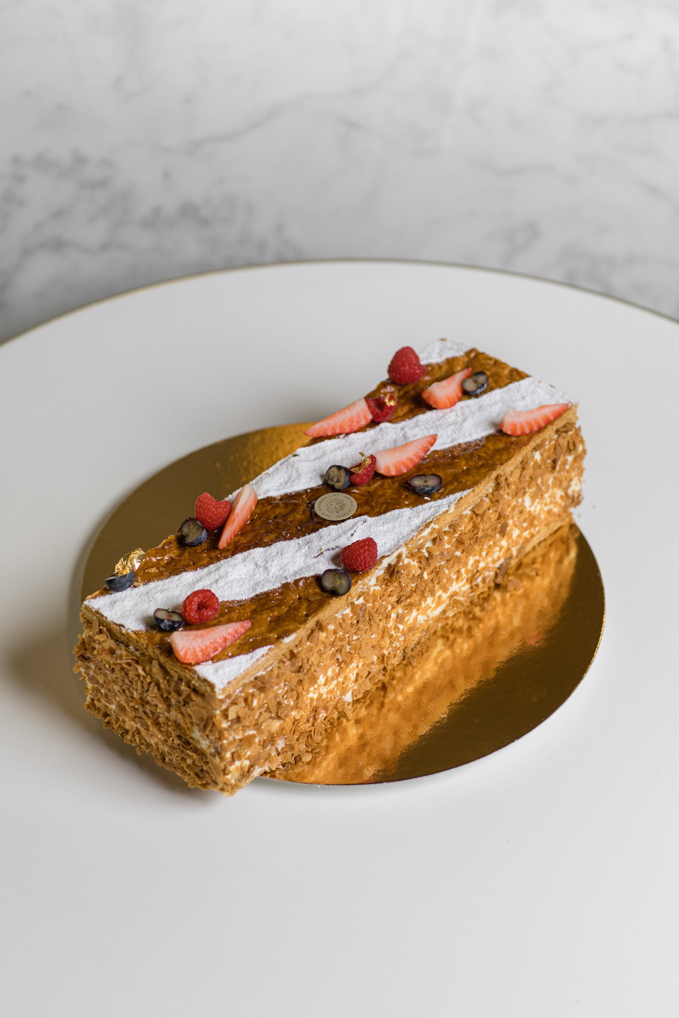 Ganze Torte "Millefeuille Sommerversion"