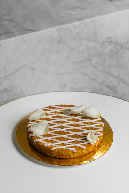 Ganzer Kuchen "Orangen-Mandeltorte"